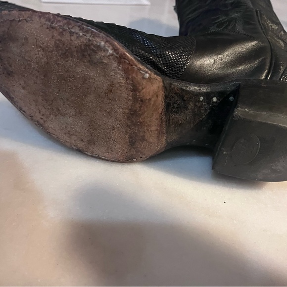 Tony Lama Black alligator skin cowboy boots - Picture 6 of 8